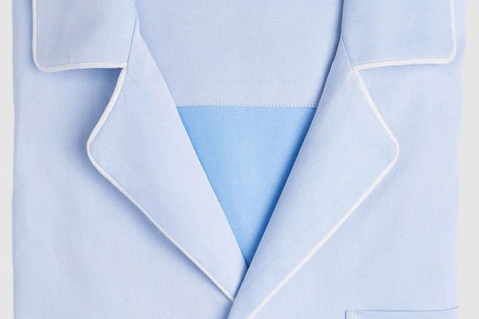 %Hellblau